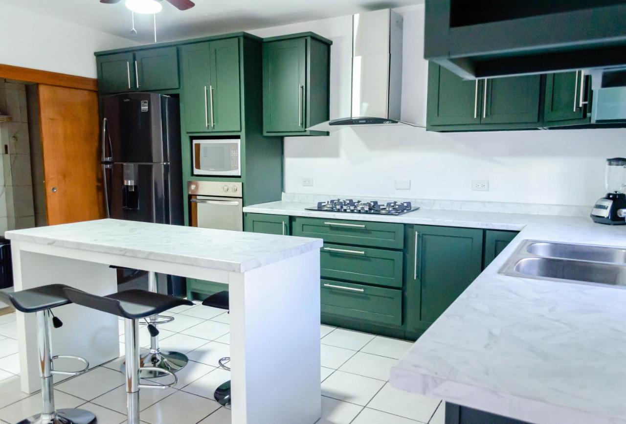 Alojamiento Completo 3 Habitaciones Chihuahua Exteriör bild
