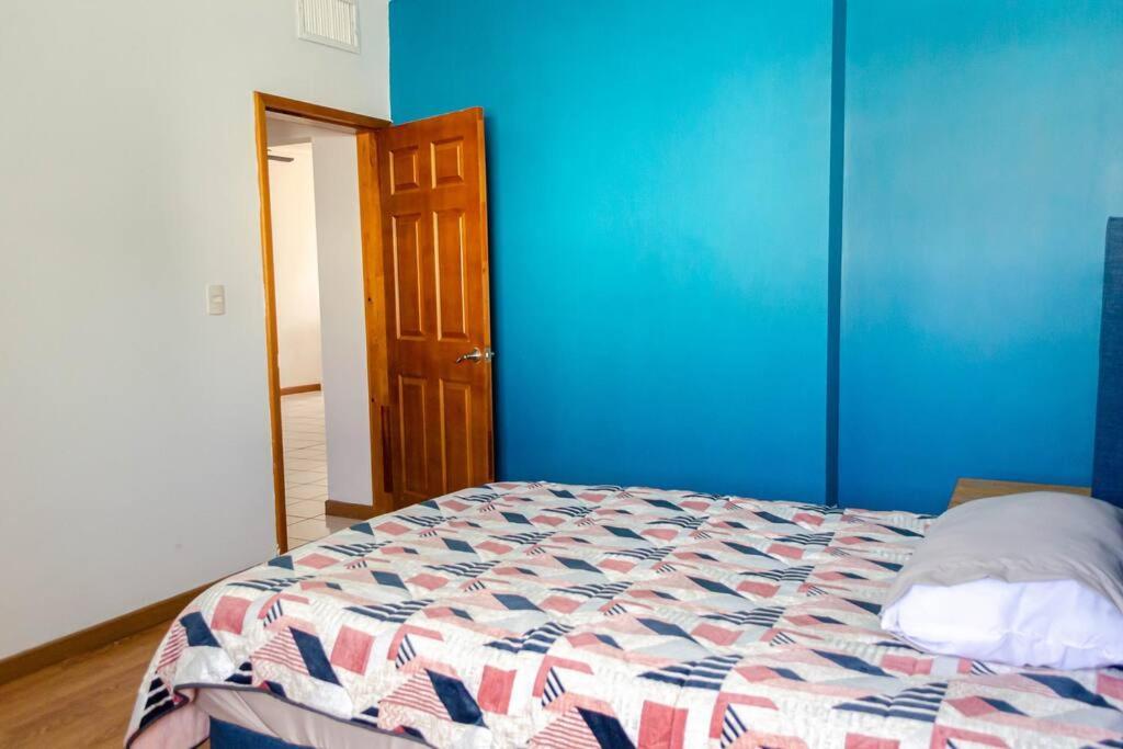 Alojamiento Completo 3 Habitaciones Chihuahua Exteriör bild
